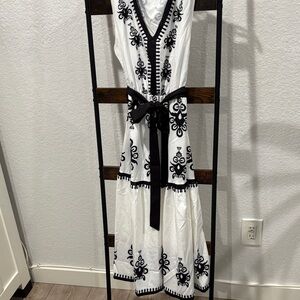 Chic Black and White Embroidered Midi Dress